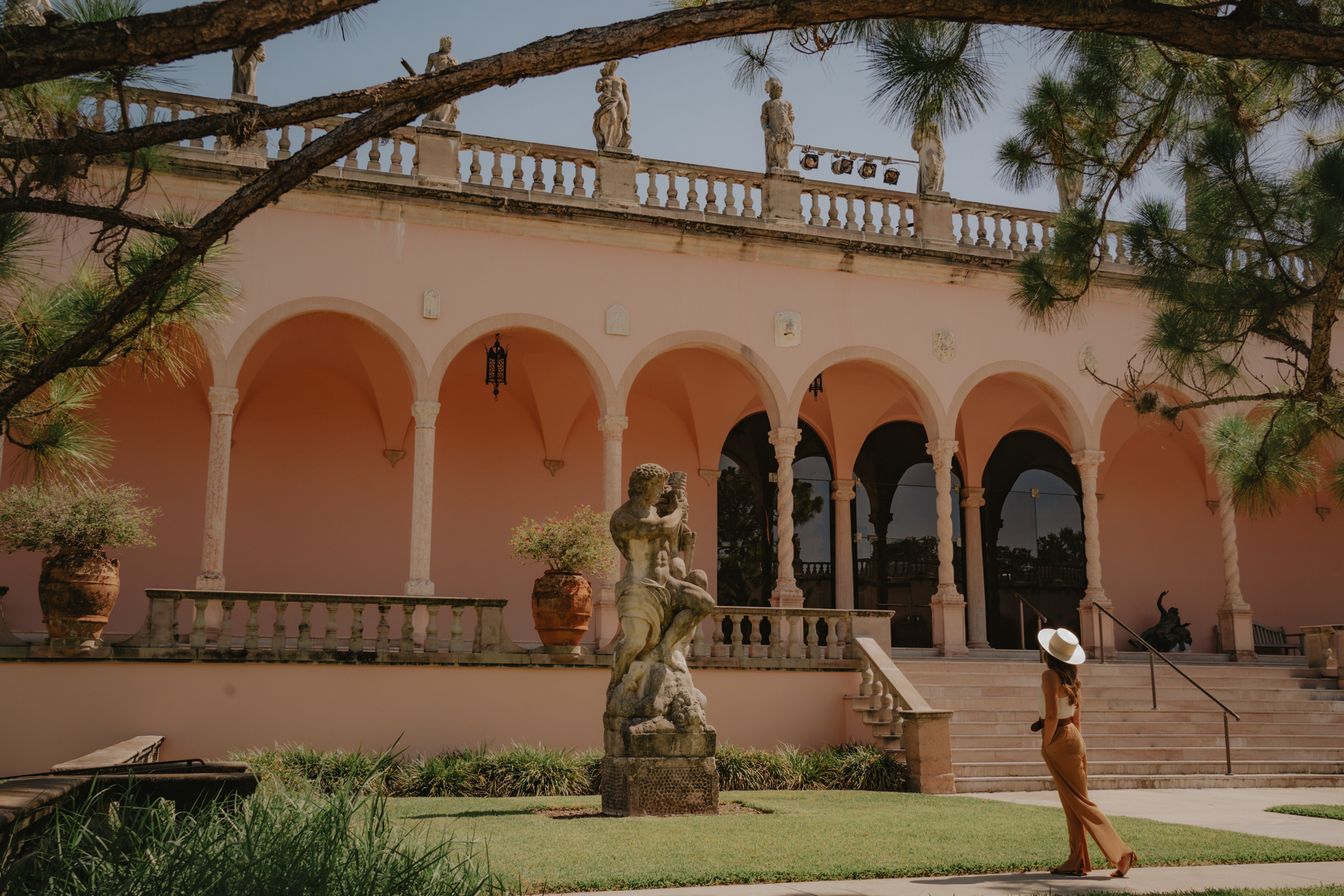 The RIngling grounds